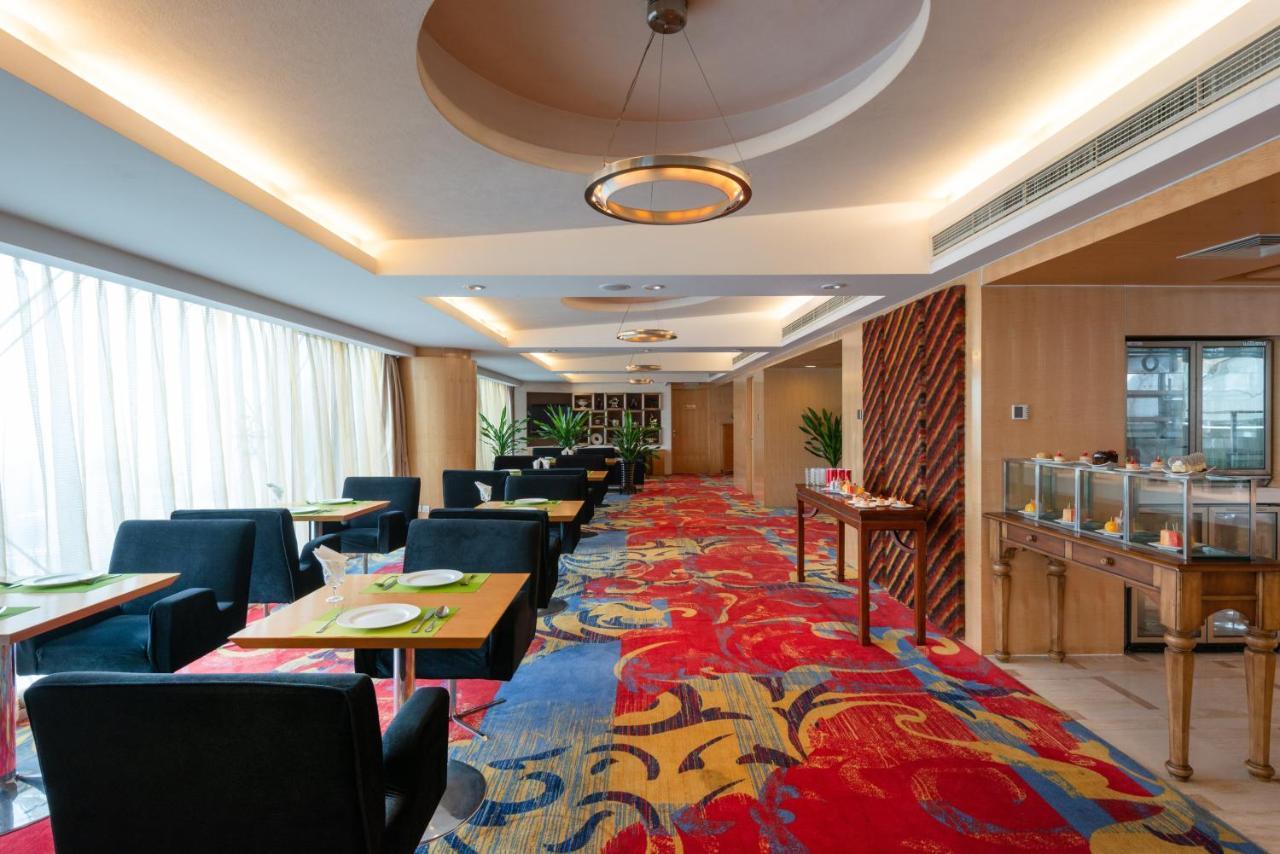Holiday Inn Binhai Tianjin Buitenkant foto