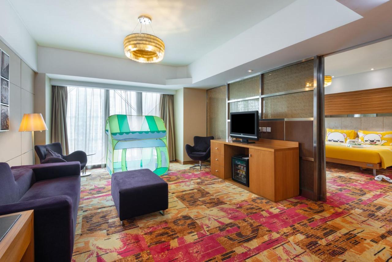 Holiday Inn Binhai Tianjin Buitenkant foto