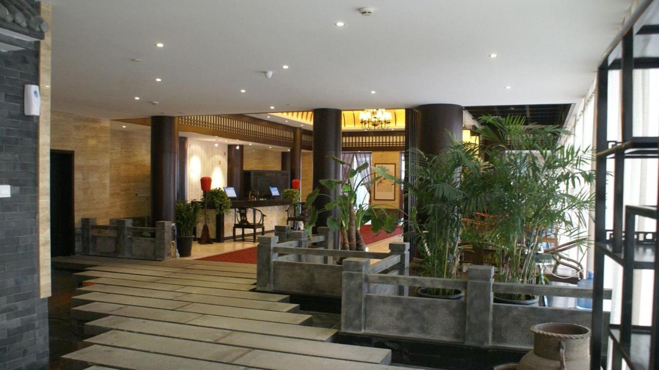 Holiday Inn Binhai Tianjin Buitenkant foto