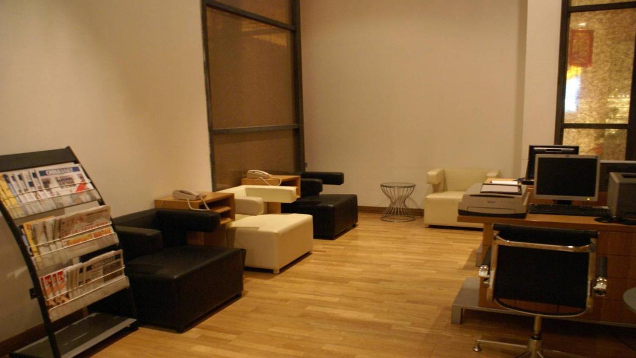 Holiday Inn Binhai Tianjin Buitenkant foto